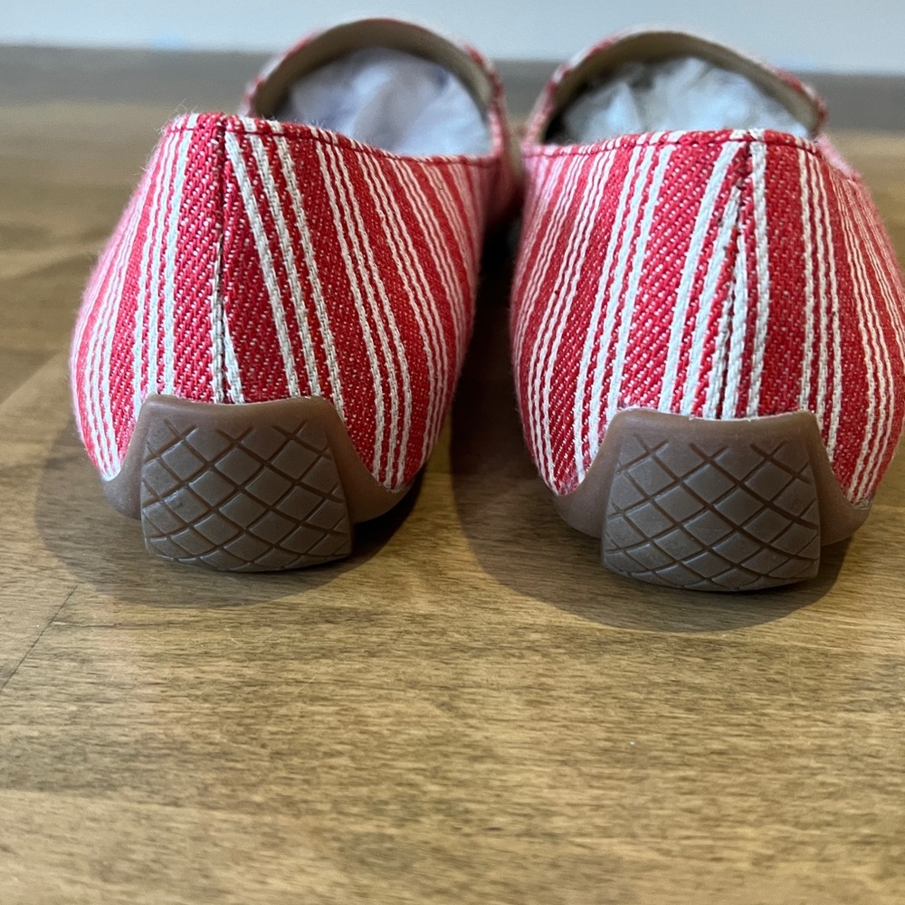 Talbots Francesca Driving Mocs Red/White Striped Textured Cotton Fabric Sz 9 - Picture 4 of 6